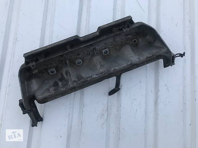 Защита клапанной крышки Nissan Primastar 2002-2016 2.5 DCI 8200397653