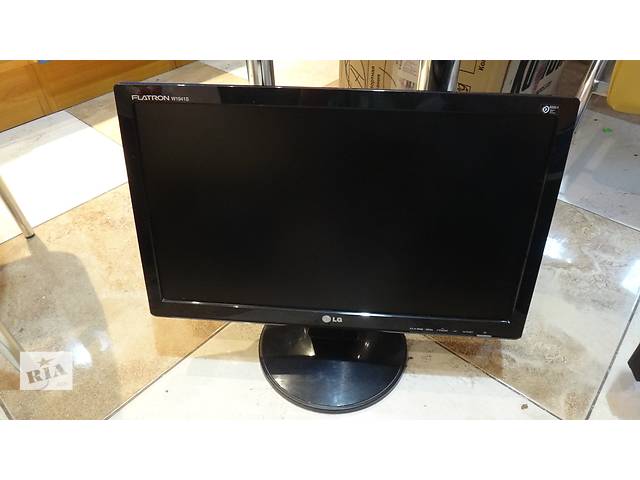 ЖК Монитор широкоформатный 19" LG Flatron W1941S (VGA)