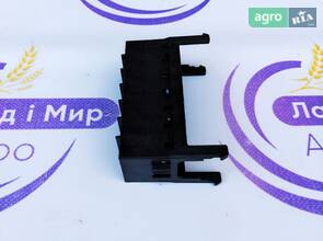 Блок з'єднання запобіжників