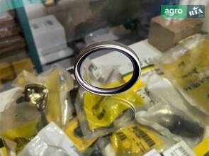 Сальник RE527614 до навантажувача John Deere