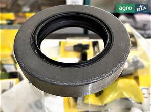 Сальник CQ07334 до сівалки John Deere