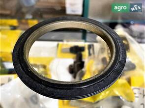 Сальник ступиці сошника 