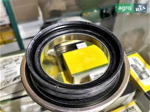 Сальник RE193099 до трактора John Deere