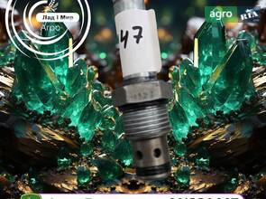 Клапан AN221447 до оприскувача John Deere