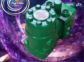 Насос RE203460 до трактора John Deere