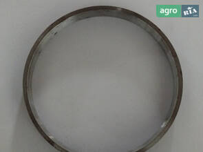 Маточина переднього колеса SG354.31.133 240100202129