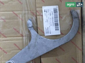 Вилка перемикання передач 3-4 1.29.011/5127388 240100024990