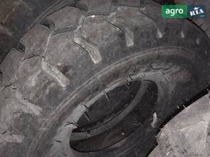 Шина сільськогосподарська універсальна безкамерна 7,00-R12