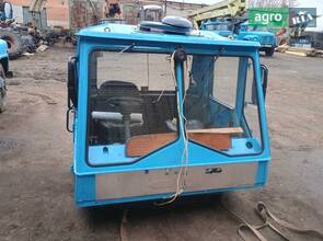 Кабіна трактора