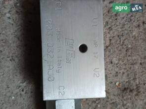 003.032.AJ0 Гідрозамок двосторонній Італія