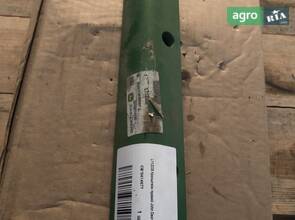 L112338 Кронштейн правий John Deere