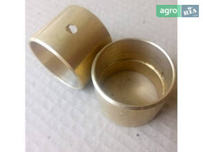 Втулка проміжної шестерні нового зразка (ф44) (пр-во Україна) 240-1006246