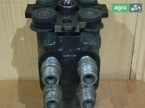 Насос-дозатор рульового