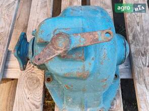 роздавальна коробка до трактора МТЗ-82