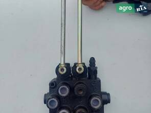 розподільник масляний двосекційний (3 положення)