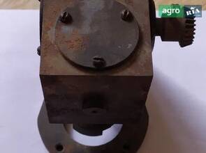 Редуктор для всілякої техніки або верстатів