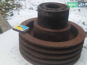 Шків з підшипниками від косарки