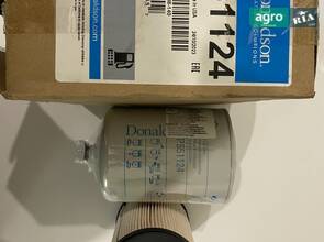  комплект паливних фільтрів P551124, RE525523, 33975, RE556406