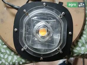 Лампа для систем вирощування.