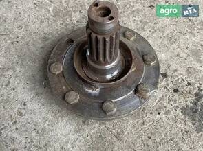 Ступиця передня переднього ведучого мосту т40 . ПВМ Т 40