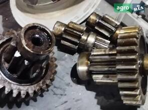 Запчастини Т-130 Т-170 бульдозера