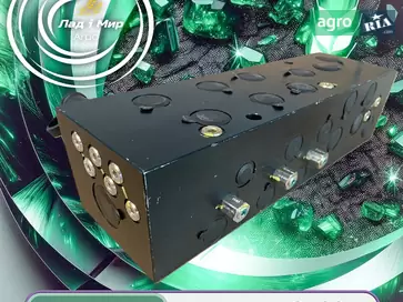 Гідравлічний клапан AH219057 - фото