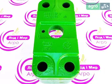 Опора R174437 для трактора John Deere - фото