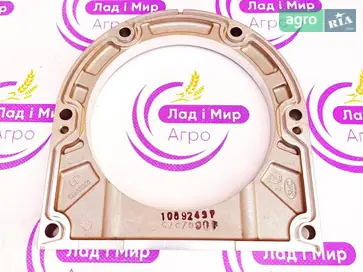 Корпус колінвала R526588 до оприскувача John Deere - фото