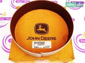Втулка R104771 для трактора John Deere
