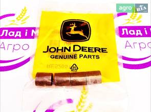 Сальник RE526519 до комбайна John Deere