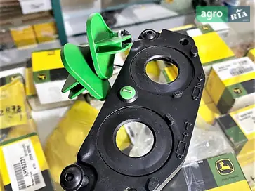 Кришка RE574941 до трактора John Deere - фото