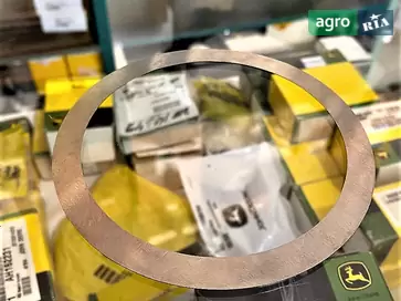 Шайба R83152 для трактора John Deere - фото