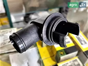 Патрубок RE529871 до трактора John Deere - фото