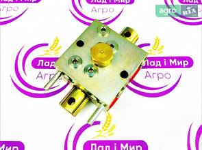 Гідравлічний клапан AA55047 до трактора John Deere