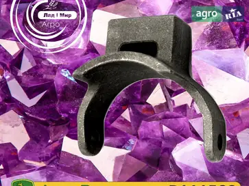 Кронштейн R111582 до трактора John Deere - фото