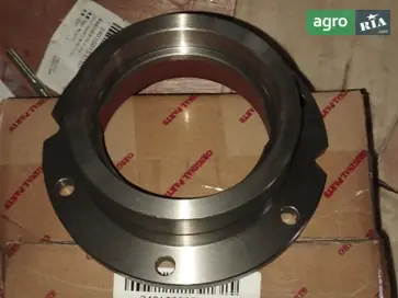 Опора 1.32.003/4993580 до трактора YTO - фото