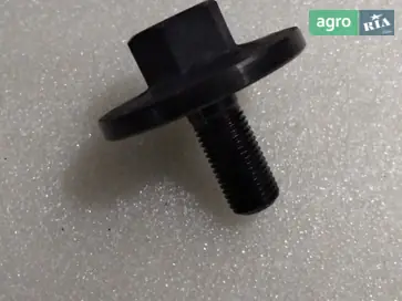 Болт 490B-05008 до трактора YTO - фото