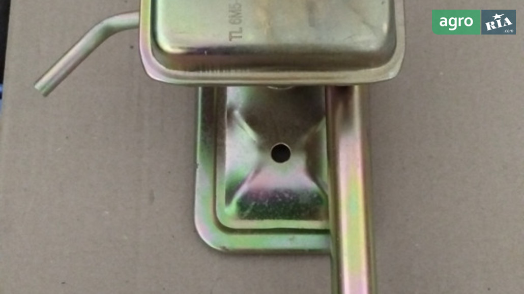 Крышка 6M5-T76.120100A для трактора YTO - фото 1