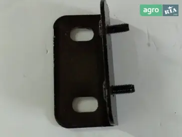 Кронштейн LG1304.45.017FG до трактора YTO - фото