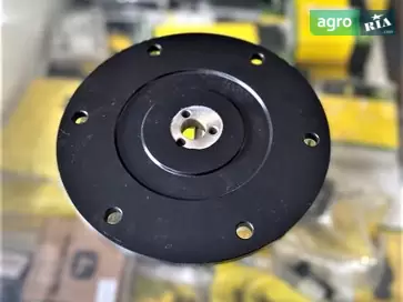 Маточина R215871 до оприскувача John Deere - фото