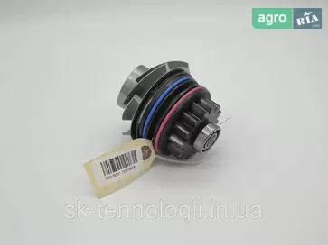 Водяной насос RE530194, RE523828 для трактора John Deere - фото
