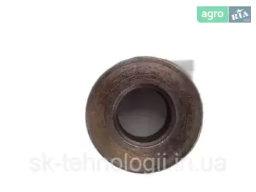 Втулка H84374 для жатки John Deere - фото