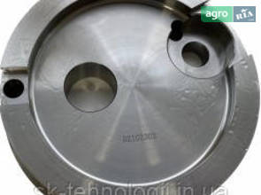 Крышка DZ102303, R527627, R527631, F4365 для жатки John Deere