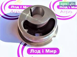 Кулак соломотряса H234546 до комбайна John Deere