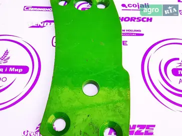 Пластина металлическая R122792 для трактора John Deere - фото