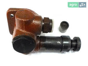 Насос подкачки топлива УТН-3-1106010-А4 для трактора ЮМЗ