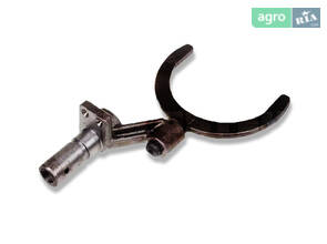 Вісь з важіль нижчого редуктора у складі з виделкою (пр-во S.IL.A). 80-1723021 + 70-1723020