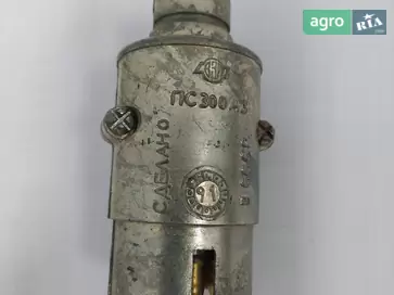 З'єднувальна вилка ПС-300 А3 до причепа ГАЗ - фото