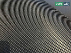 Гумовий килимок для автобусів "Ребро", 3,5мм, ширина 1,8м