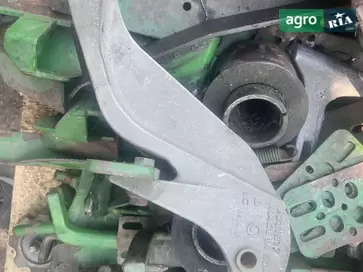 Опора H231817 до комбайна John Deere - фото